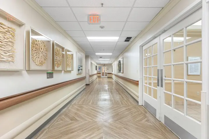 007-1600MatthewDrive-FortMyers-FL-33907-FULL (Small)